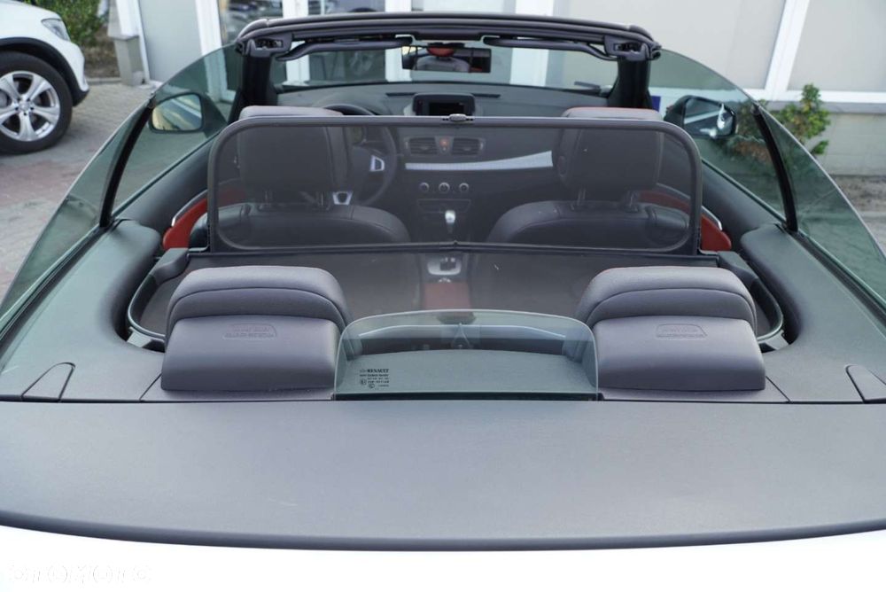 Renault Megane 2.0 16V Dynamique CVT - 23