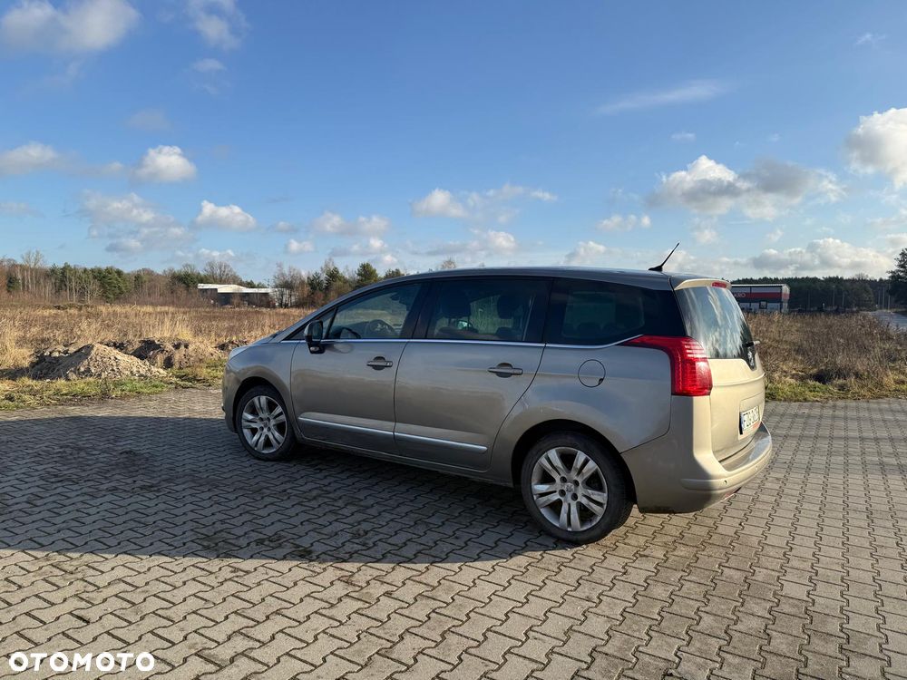 Peugeot 5008 2.0 HDi Premium - 4