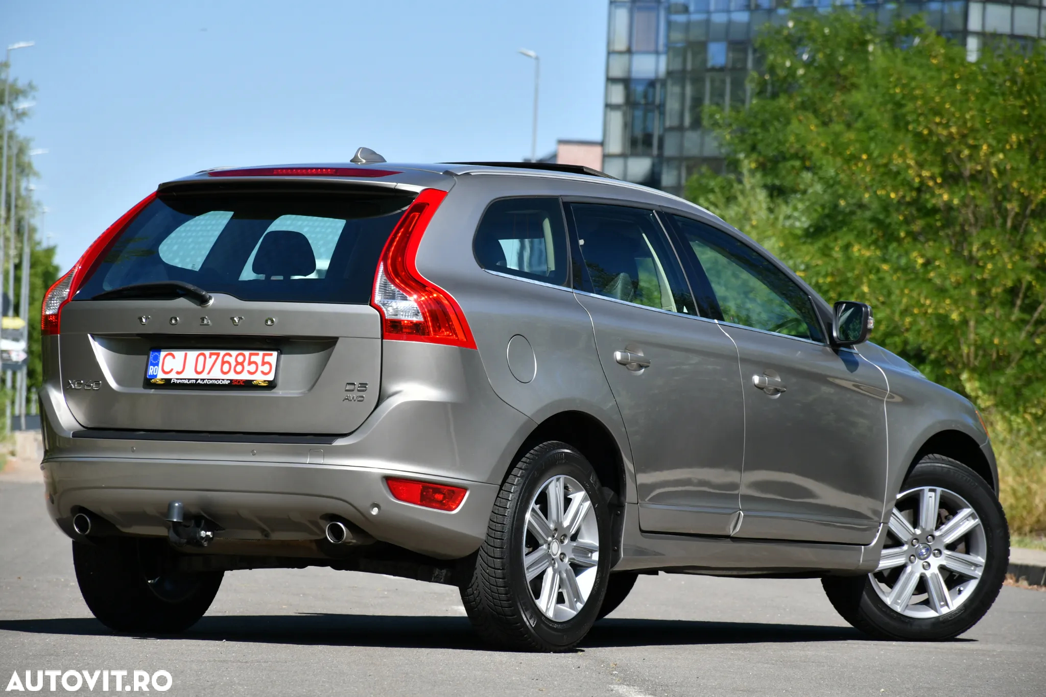 Volvo XC 60 D5 AWD Aut. Summum - 26