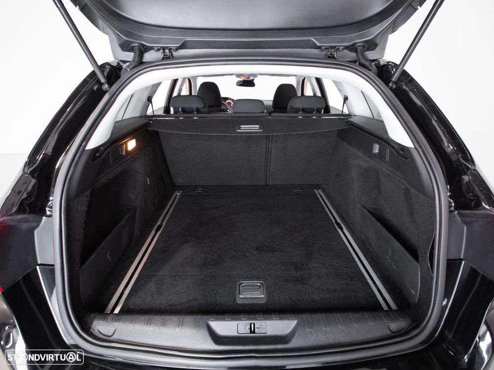 Peugeot 308 SW - 9
