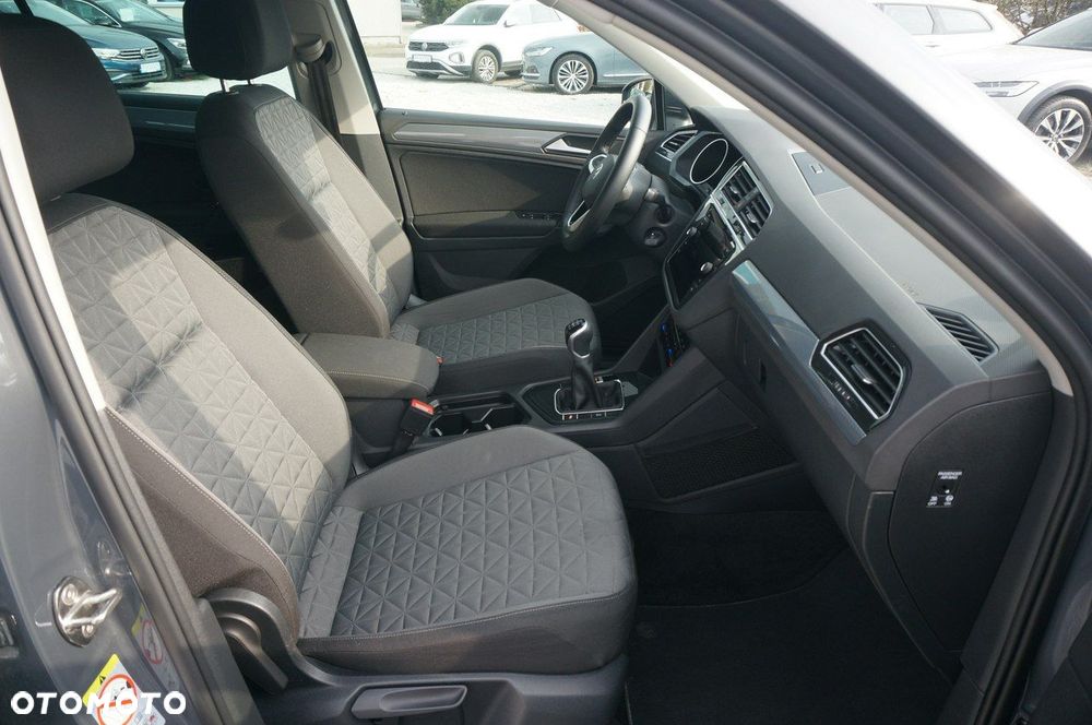 Volkswagen Tiguan 1.5 TSI EVO Life - 28
