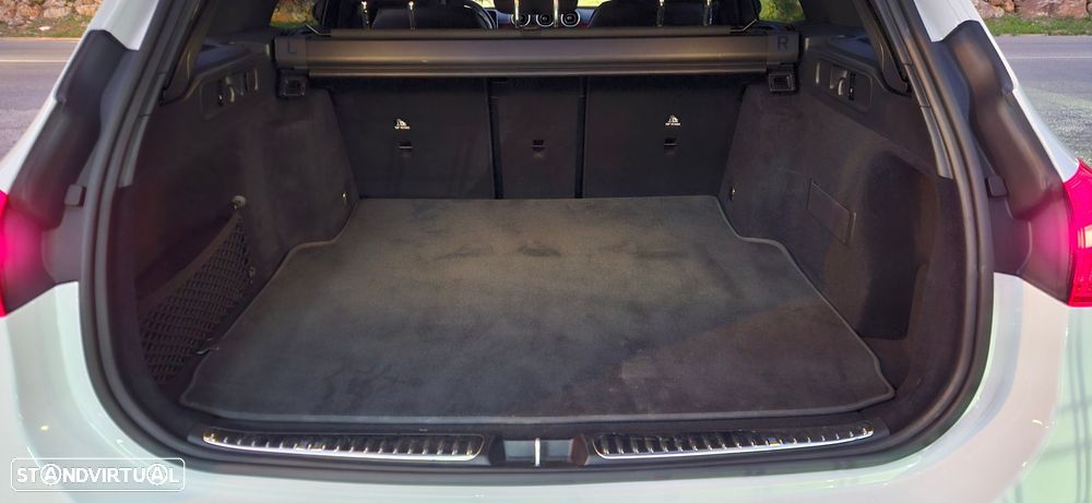 Mercedes-Benz C 300 d AMG Line - 11