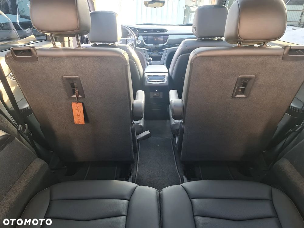 Cadillac XT6 - 22