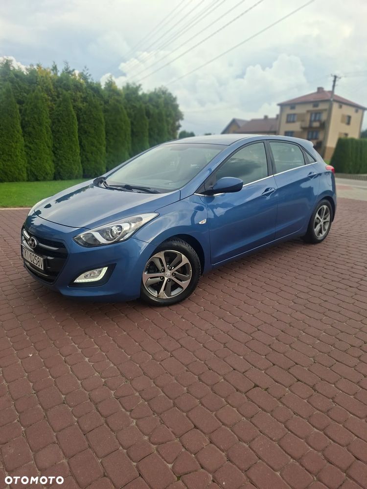 Hyundai i30 blue 1.4 Passion - 3
