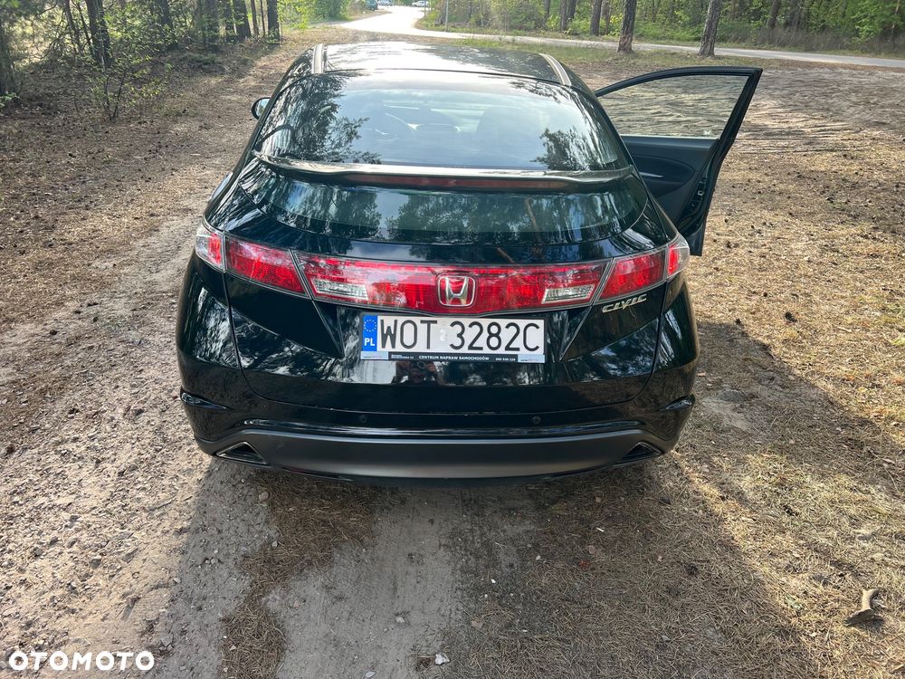 Honda Civic 1.8 Comfort - 10