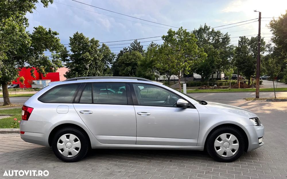 Skoda Octavia 1.6 TDI Premium Edition - 5