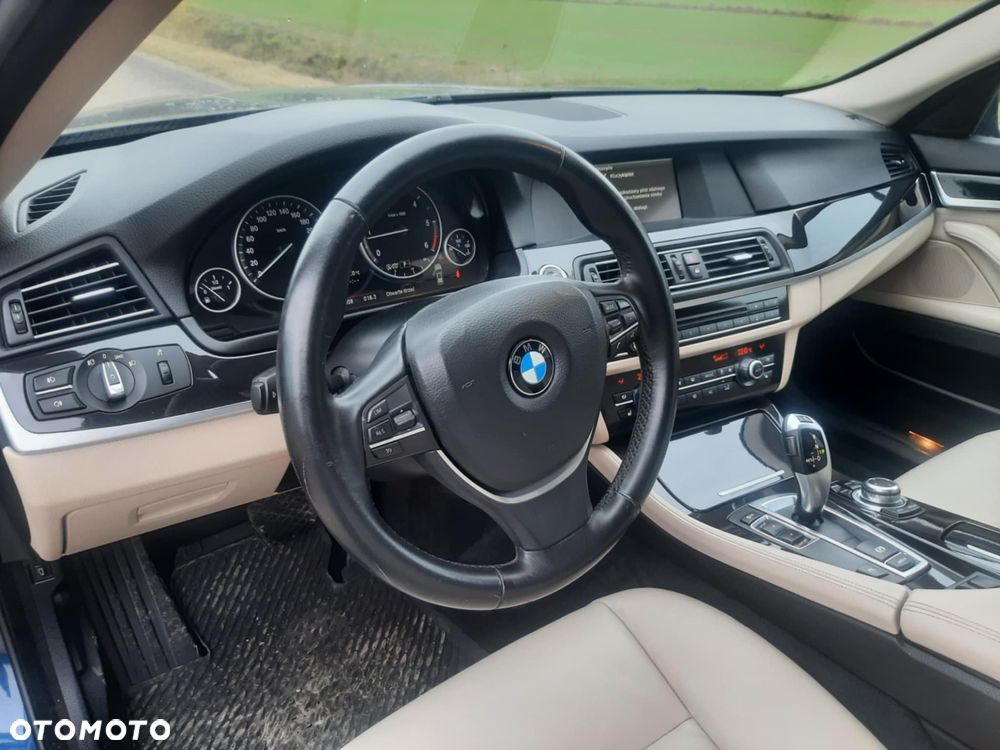 BMW Seria 5 520d - 7