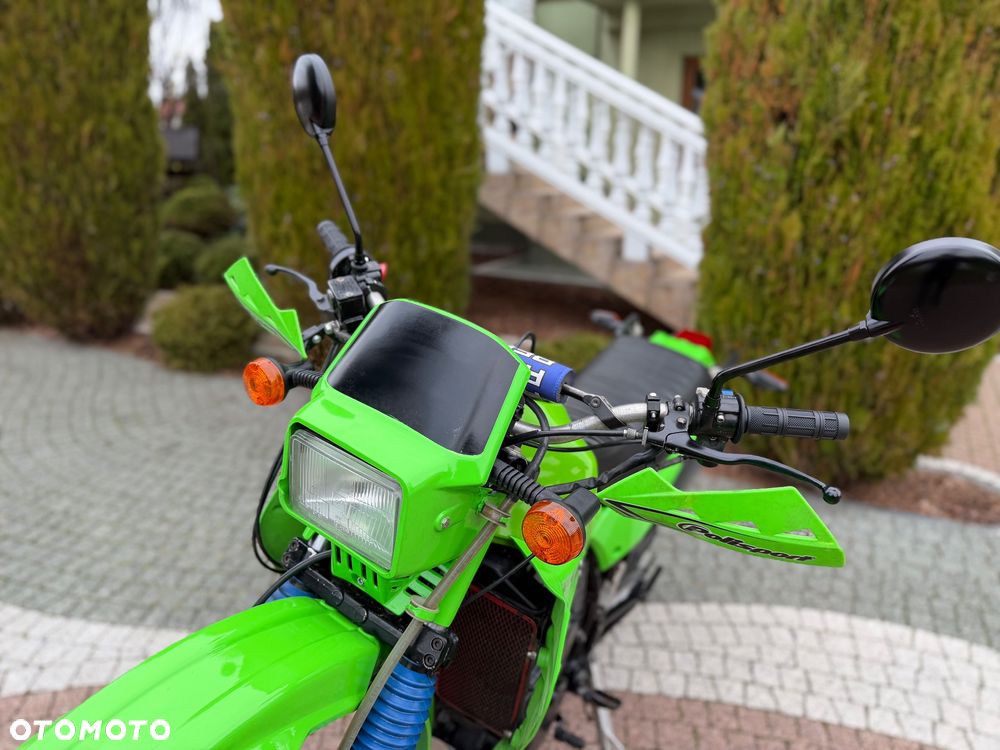 Kawasaki KLR - 28