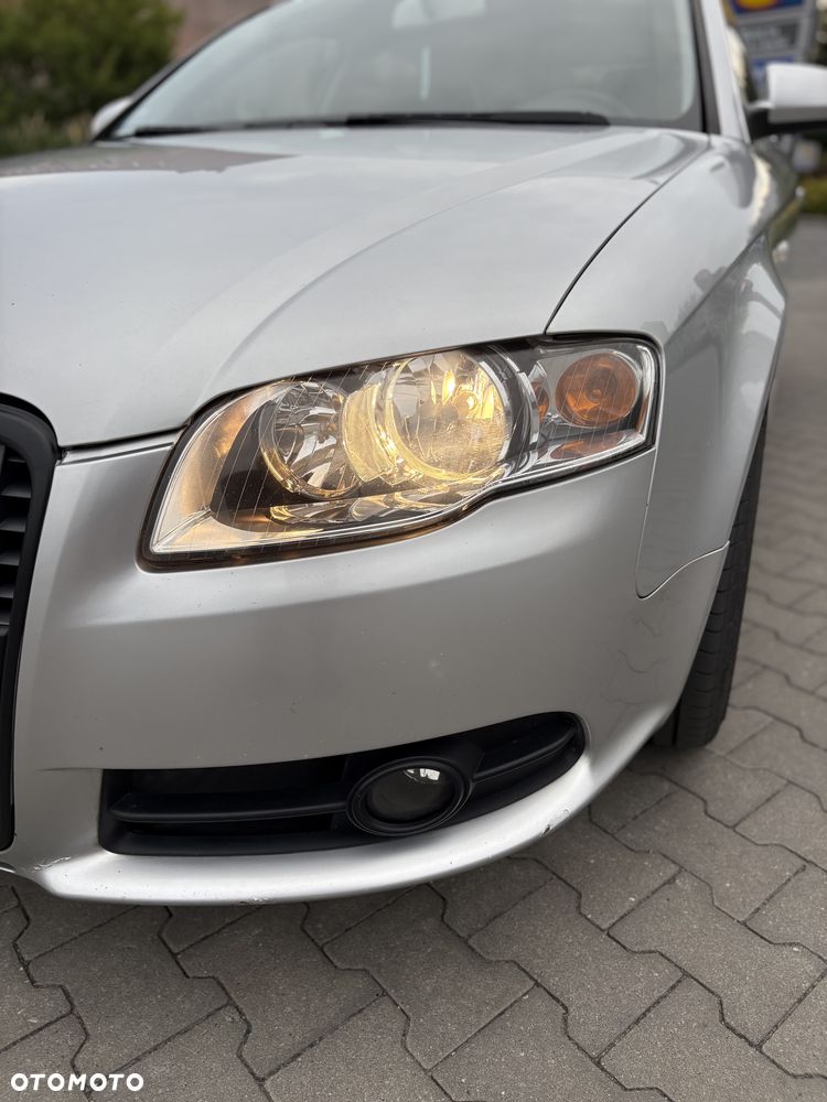 Audi A4 Limousine - 21