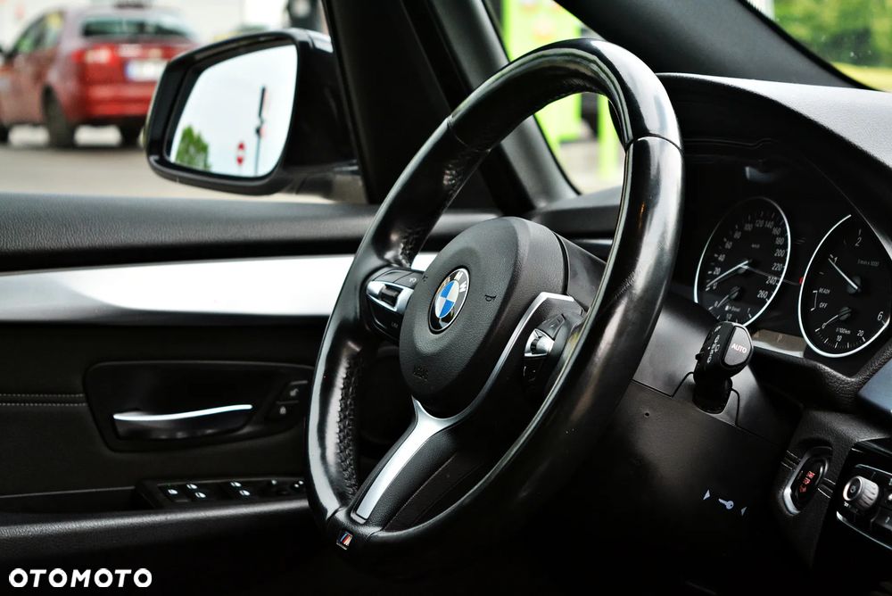 BMW Seria 2 216d Active Tourer Sport Line - 12