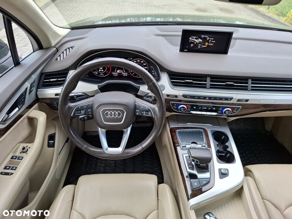 Audi Q7 - 21