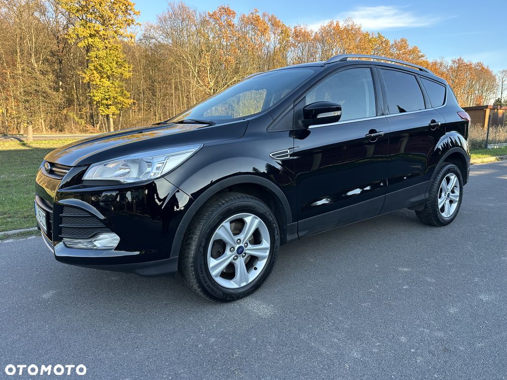 Ford Kuga 2.0 TDCi 2x4 Titanium - 3