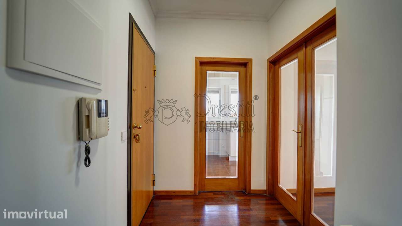 Apartamento T2 para Arrendar em Fermentões - Grande imagem: 4/13