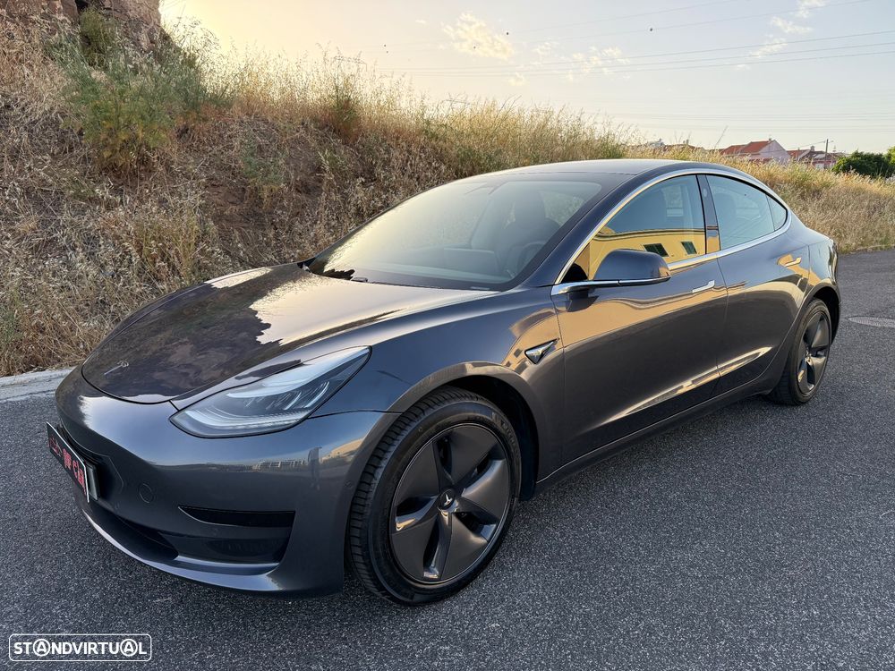 Tesla Model 3 Standard Range Plus RWD - 3