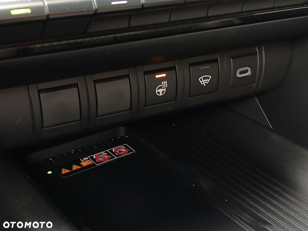 Toyota C-HR 1.8 Hybrid Executive - 24