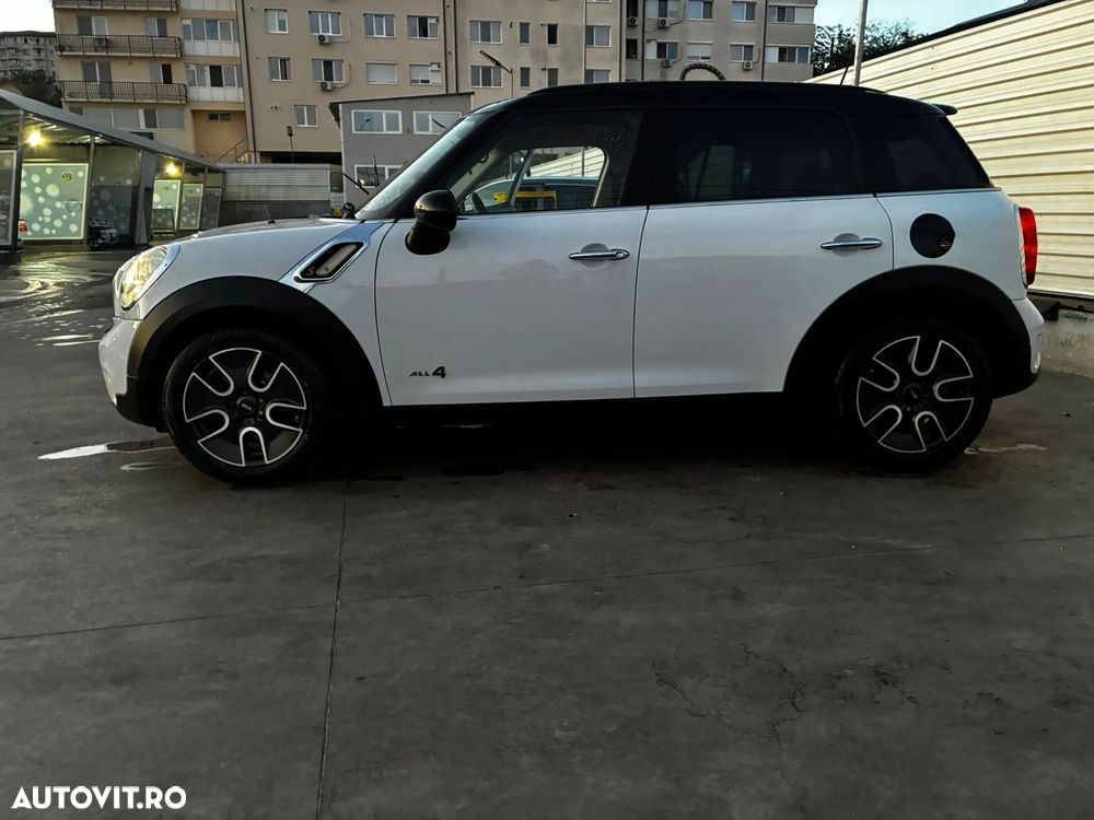 Mini Countryman - 3