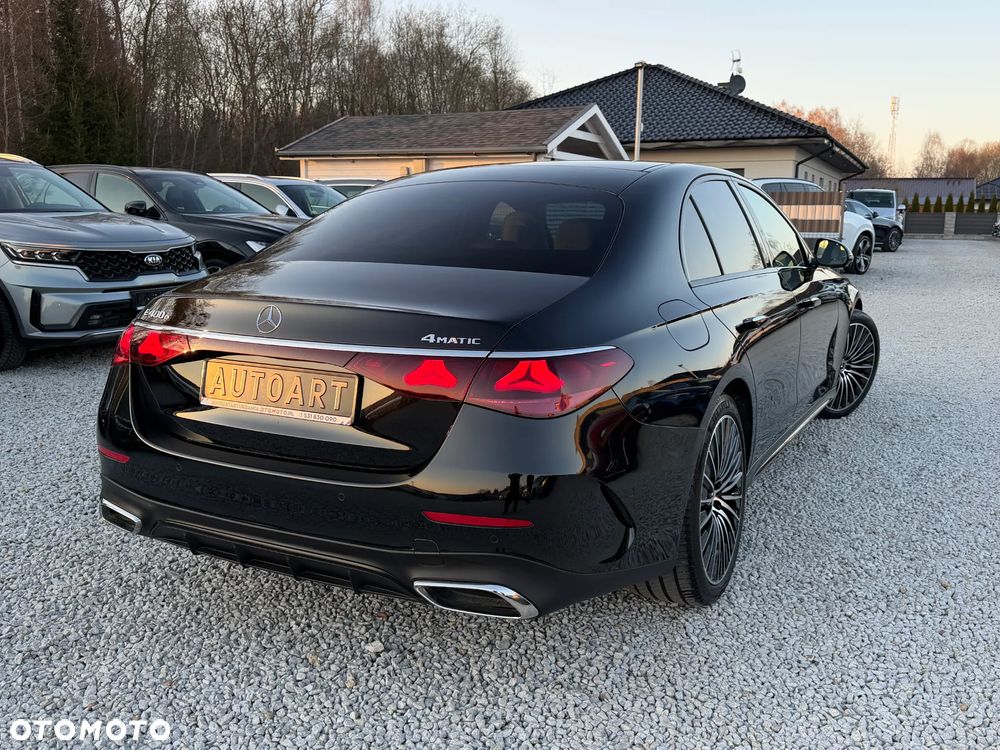 Mercedes-Benz Klasa E 400e 4Matic 9G-TRONIC - 15