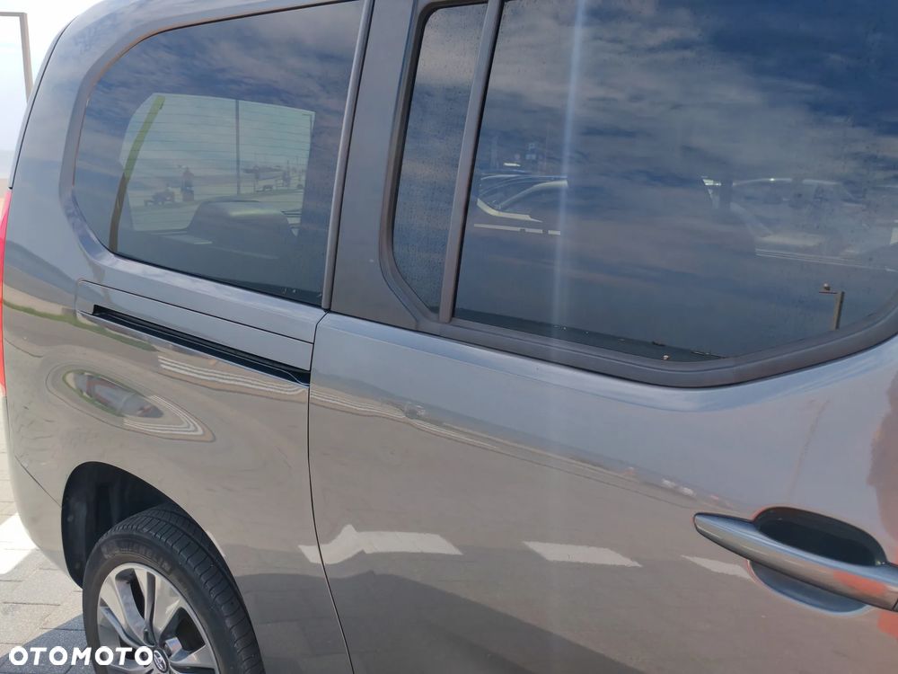 Toyota Proace City Verso 1.2 D-4T Family - 3