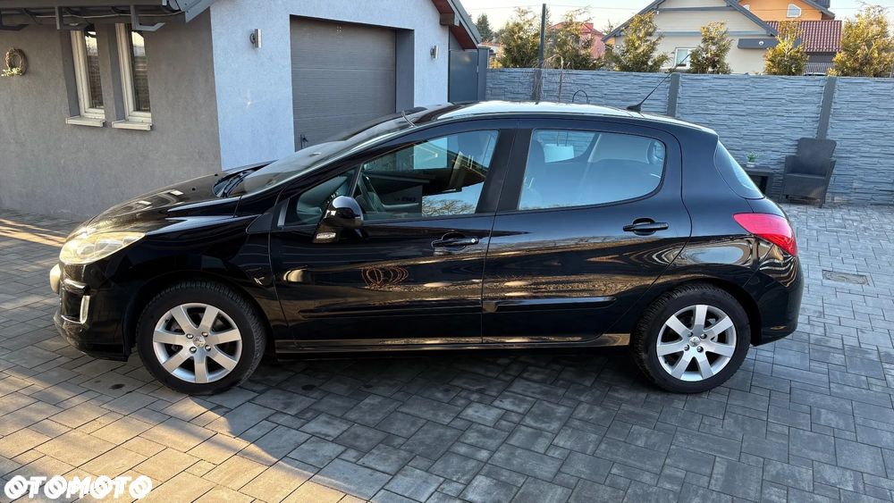 Peugeot 308 1.6 Trendy Navtech - 8