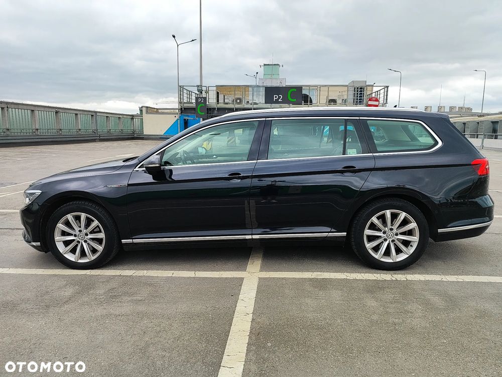 Volkswagen Passat Variant 2.0 TDI BMT 4Mot Highline DSG - 9