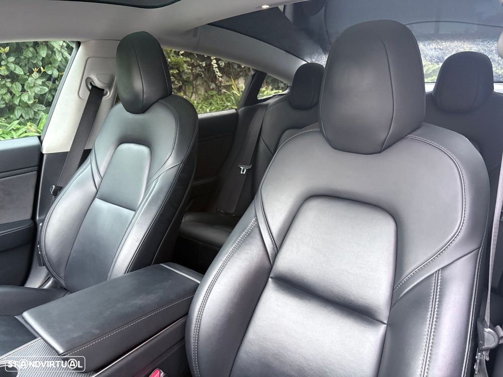 Tesla Model 3 Long Range Tração Integral Premium - 24