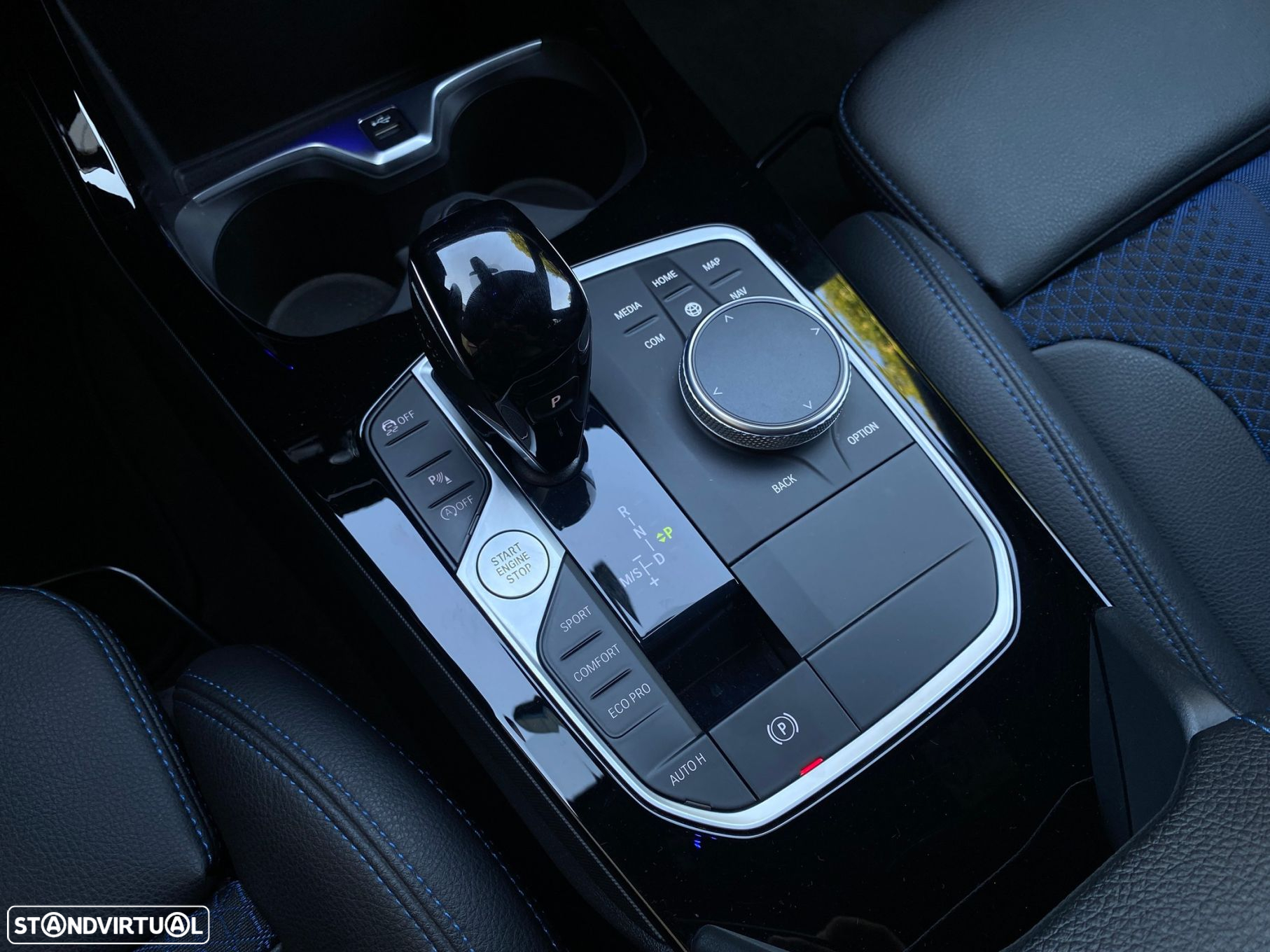 BMW 118 i Pack Desportivo M Auto - 30