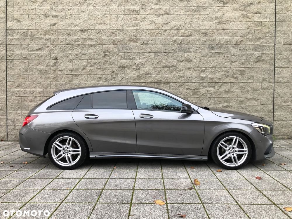 Mercedes-Benz CLA 200 7G-DCT AMG Line - 24