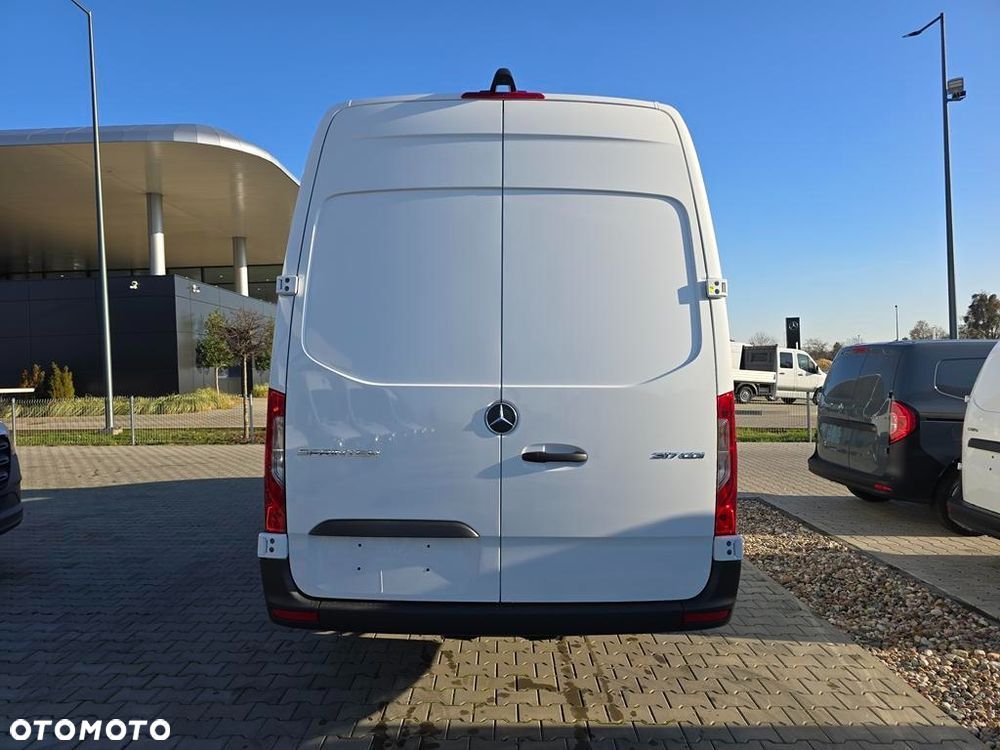 Mercedes-Benz Sprinter 317 CDI Long PRO 9G-Tronic - 7