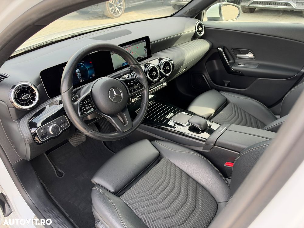 Mercedes-Benz A 180 d Sedan 7G-DCT Style - 6