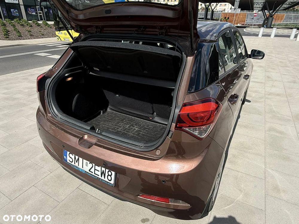 Hyundai i20 1.2 BlueDrive Comfort - 15