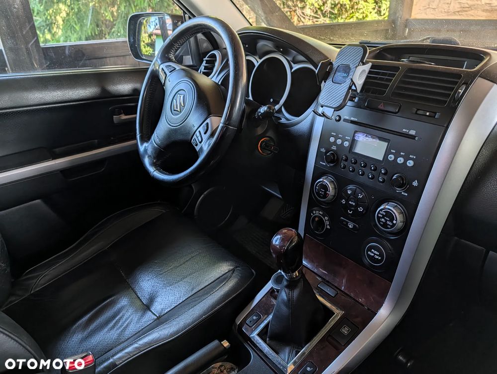 Suzuki Grand Vitara - 10