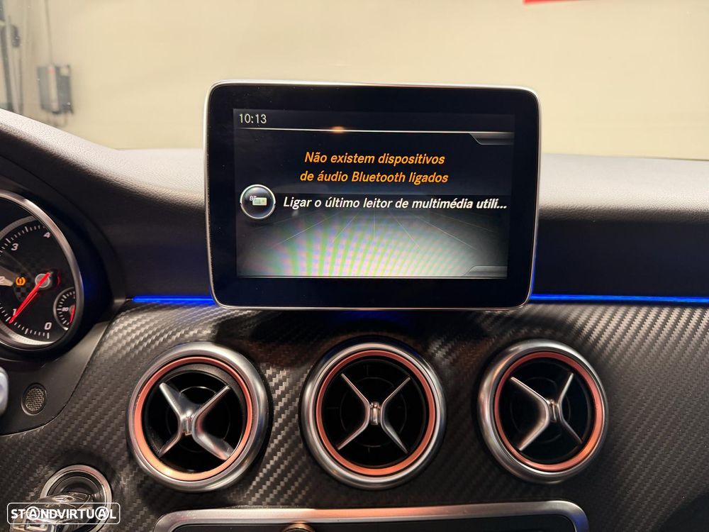 Mercedes-Benz A 180 d 7G-DCT AMG Line - 24