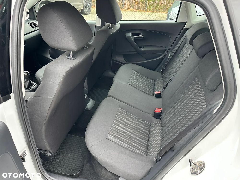 Volkswagen Polo - 19