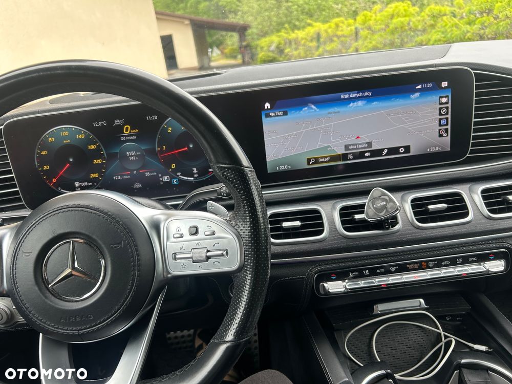 Mercedes-Benz GLS - 29