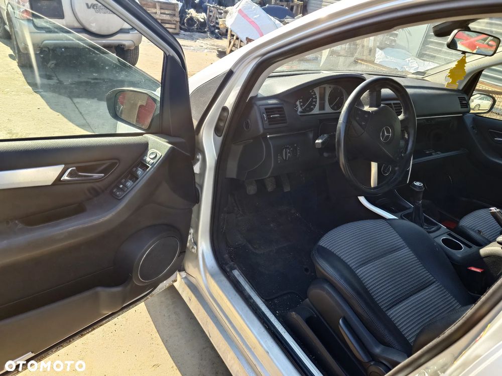 Mercedes B W245 2.0 80 KW NA CZĘŚCI - 5