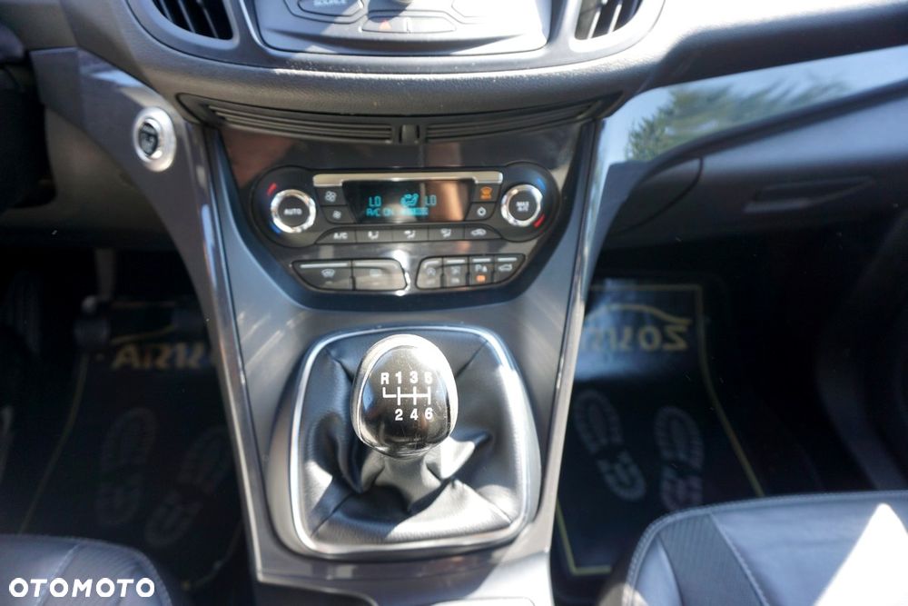 Ford Kuga 2.0 TDCi 4x4 Business Edition - 31