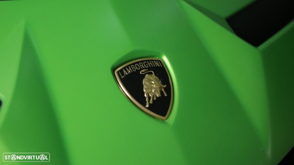 Lamborghini Aventador SVJ Roadster - 10