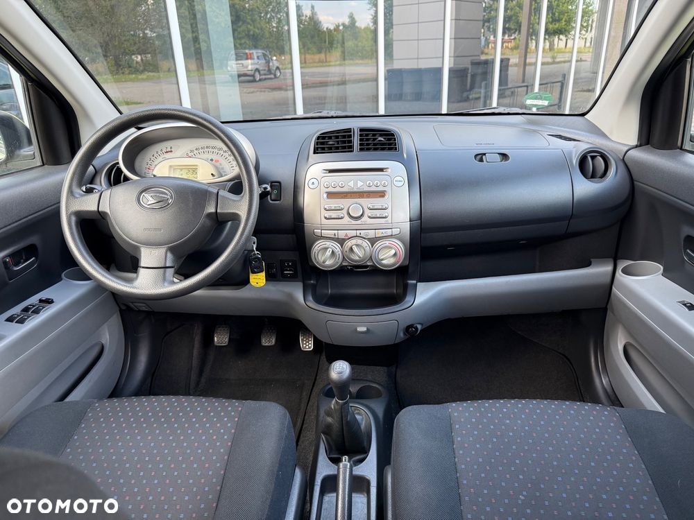 Daihatsu Sirion 1.0 - 30