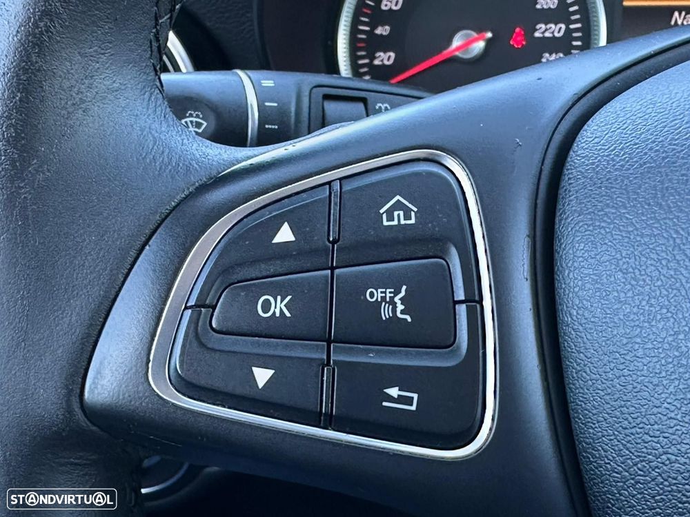 Mercedes-Benz C 200 BlueTEC Avantgarde - 27