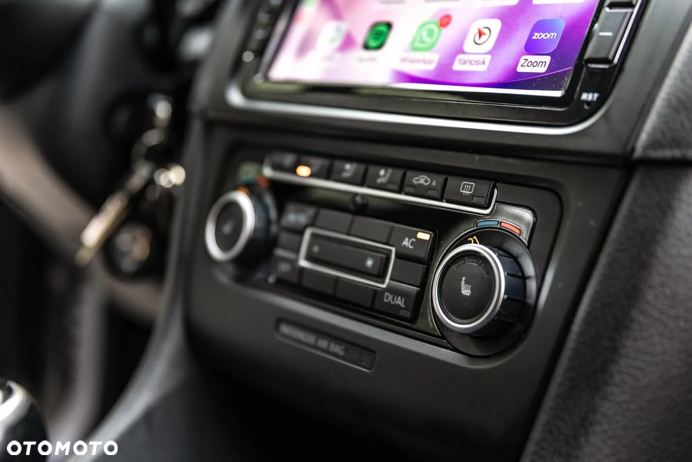 Volkswagen Golf - 16