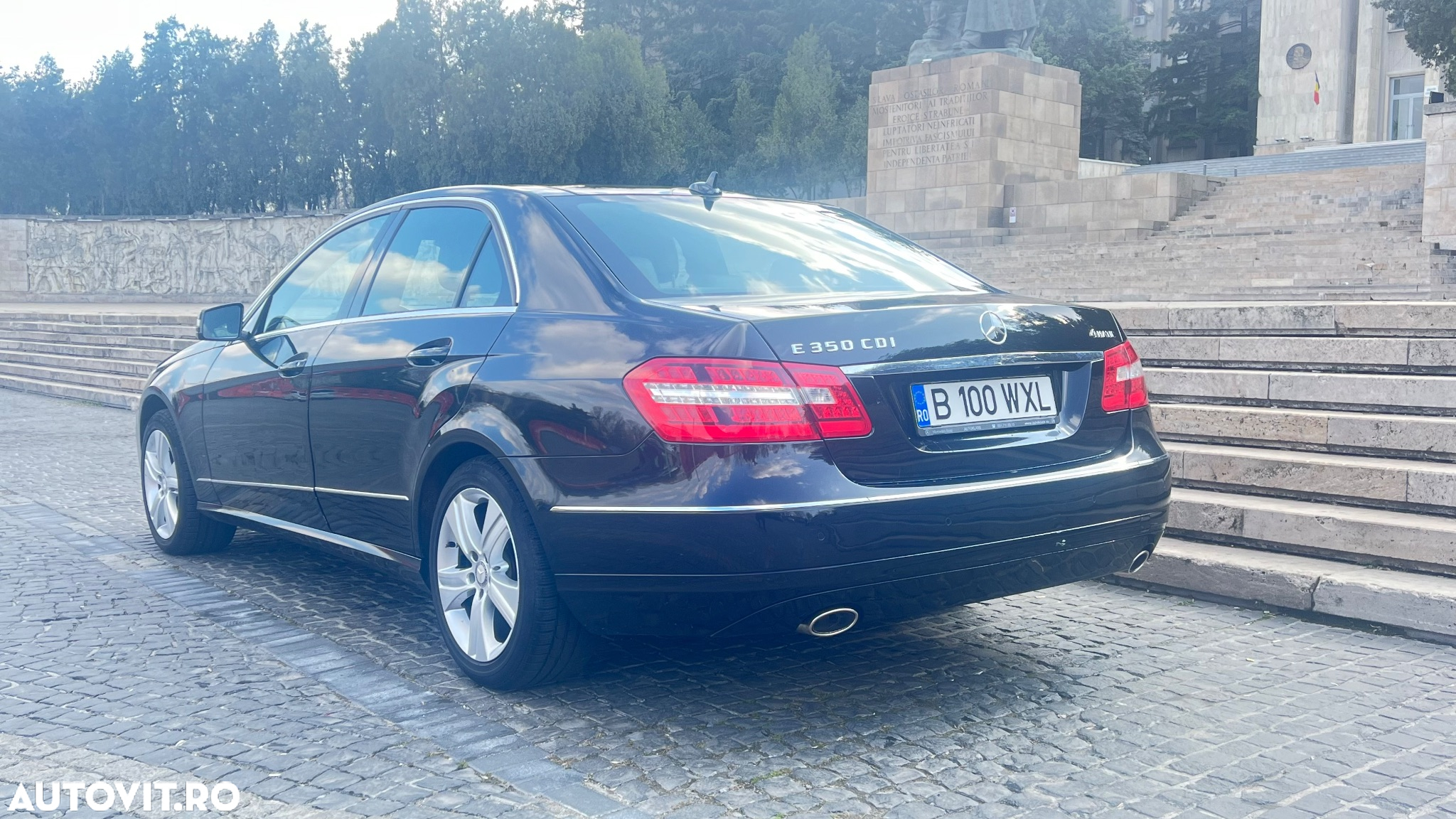 Mercedes-Benz E 350 CDI BlueEfficiency 4Matic - 33