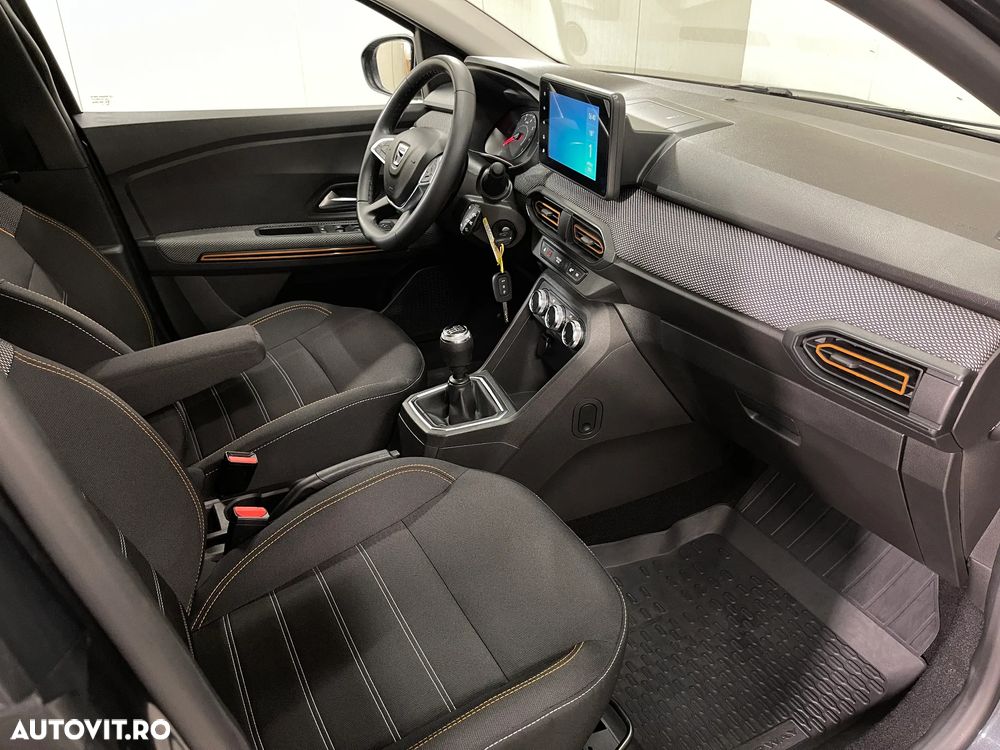Dacia Sandero Stepway TCe 90 MT6 Comfort - 10