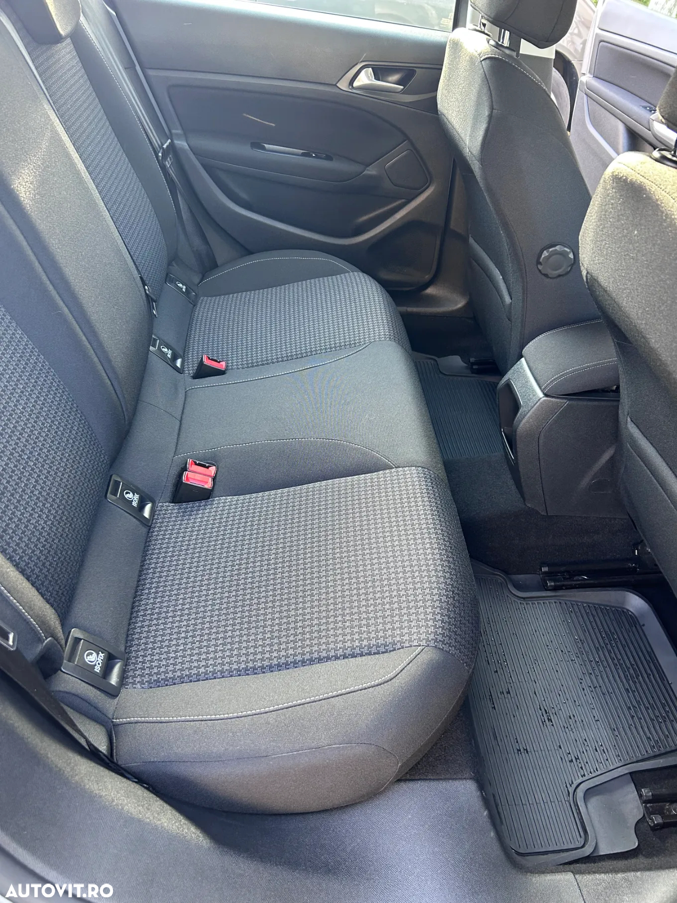 Peugeot 308 1.2 L PureTech Turbo S&S Active Pack - 8