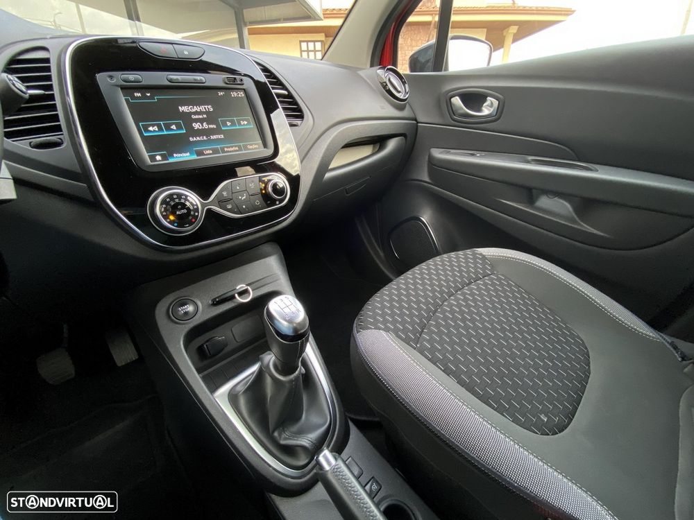 Renault Captur 0.9 TCE Exclusive - 6