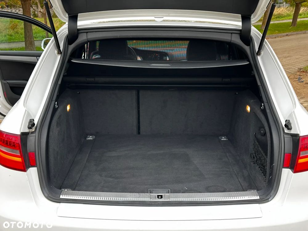 Audi A4 Avant - 28