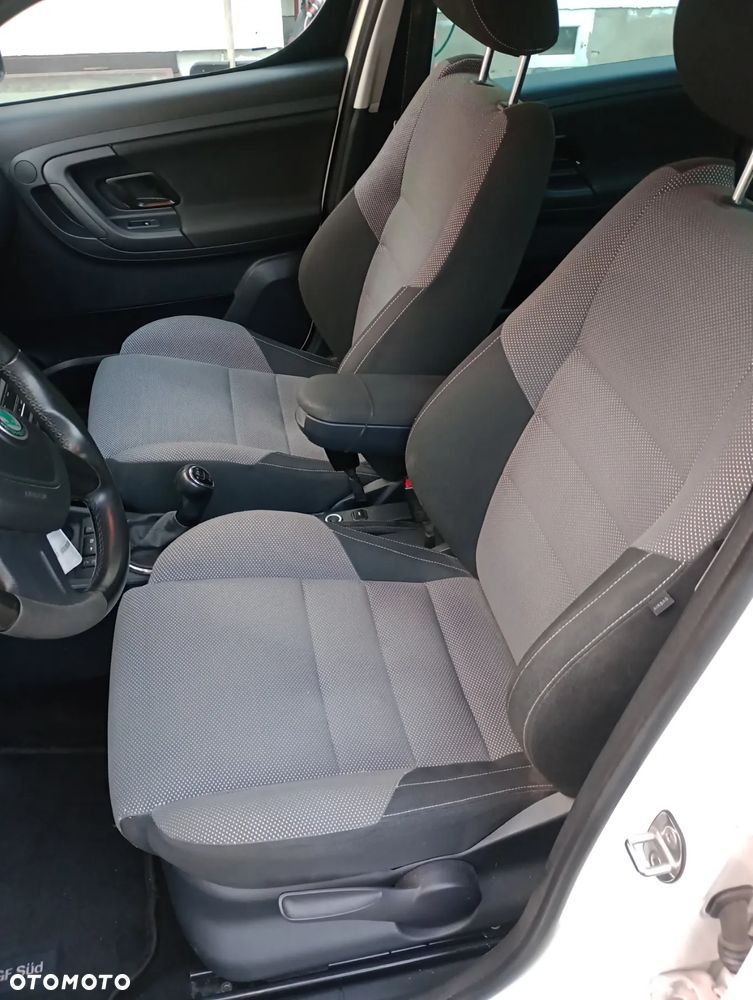 Skoda Roomster 1.2 TSI Ambition - 7