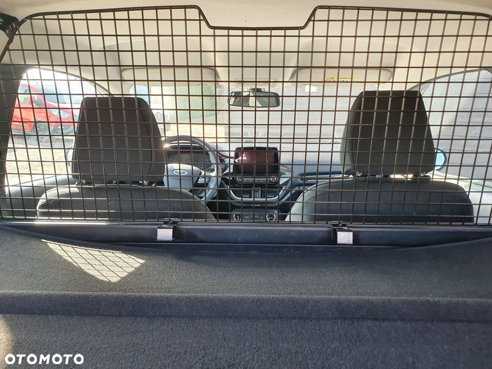 Ford Fiesta - 10