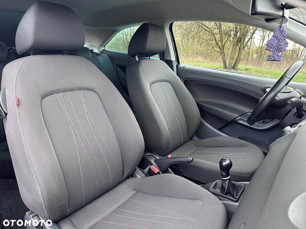 Seat Ibiza SC 1.4 16V Style - 10