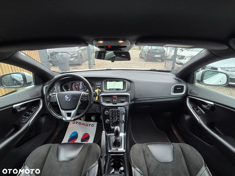 Volvo V40 D2 RDesign - 31