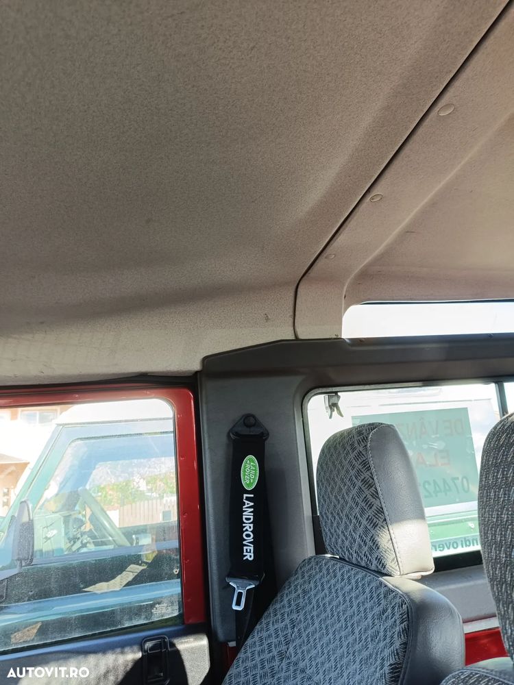 Land Rover Defender 90 Hard Top - 13